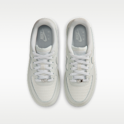 NIKE公式】ナイキ エア フォース 1 LV8 2 ジュニアシューズ.オンライン